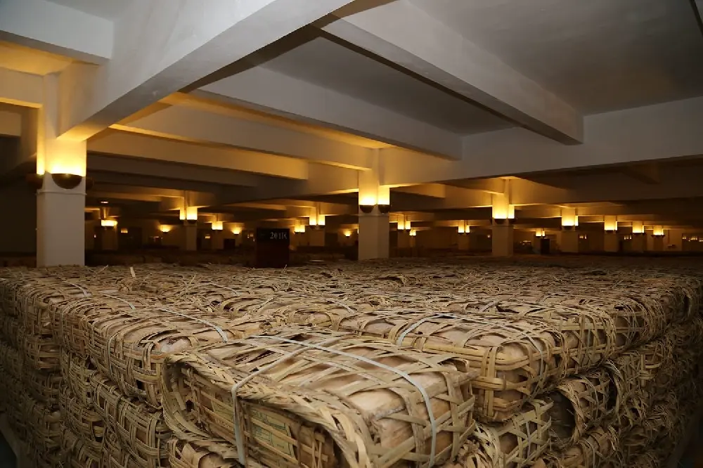 干仓普洱茶仓库展示