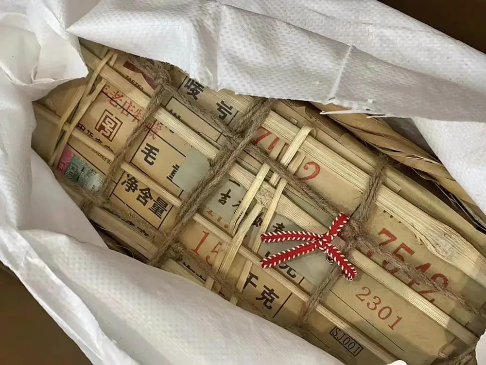 大益普洱茶回收多少钱？影响回收价格的关键因素与市场行情解析